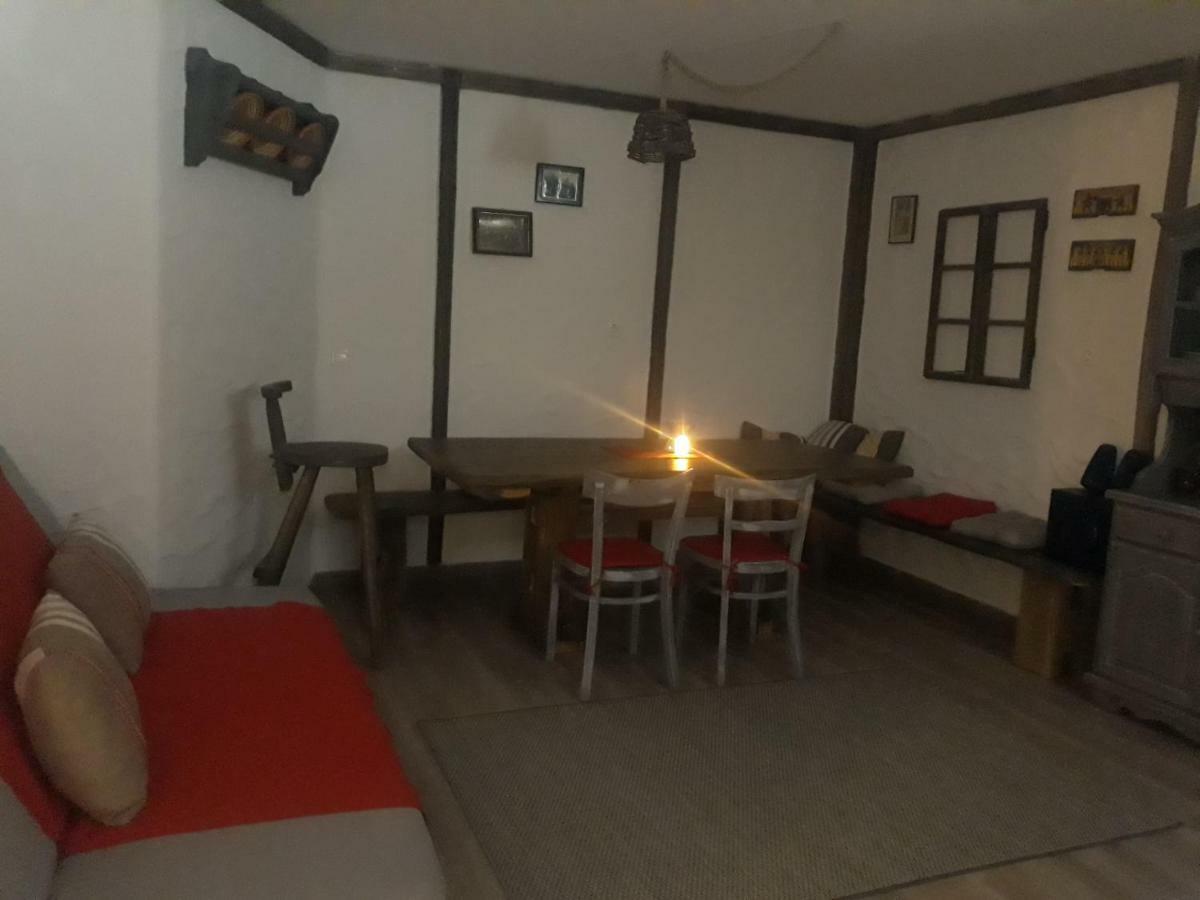 Apartma Romana Spodnji Otok Exteriör bild